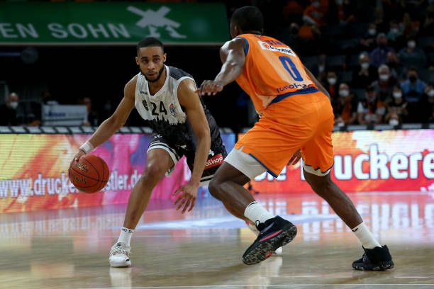 中路的创造 中路的创造