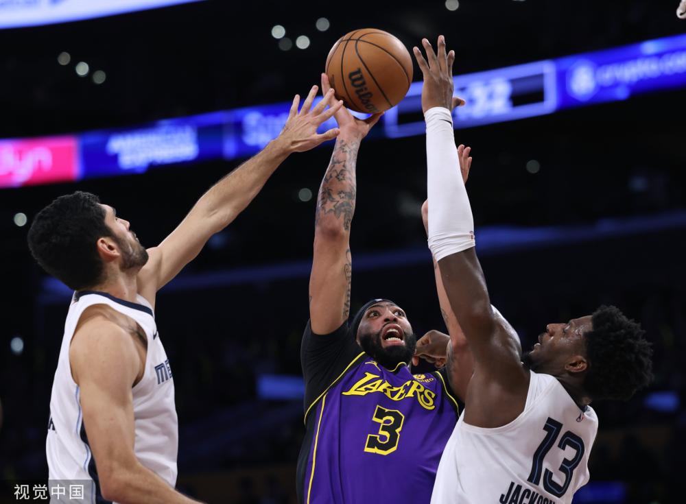 台上崭露头 台上崭露头