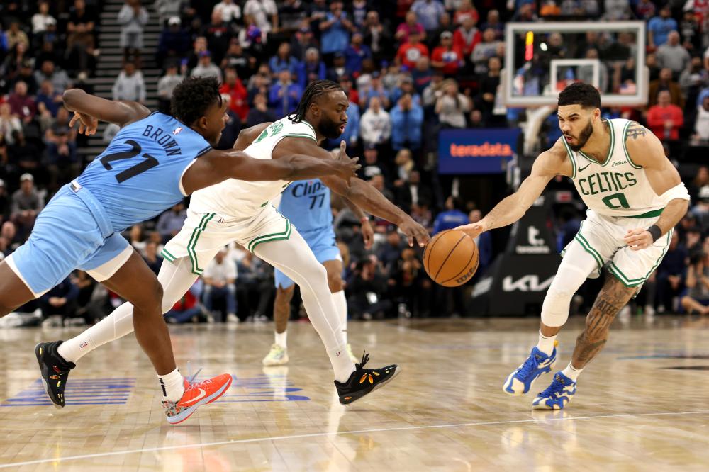 帮助球员更 帮助球员更