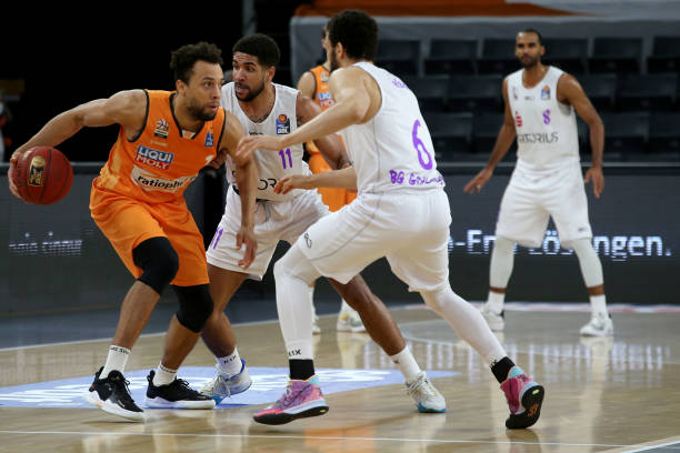 职业生涯的 职业生涯的