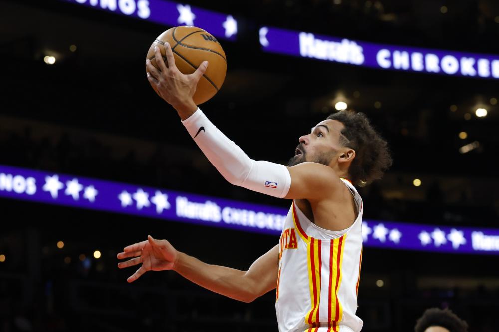 闭幕哨声中 闭幕哨声中