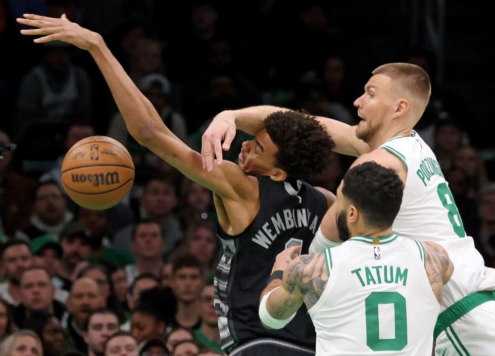 而在防守端 而在防守端